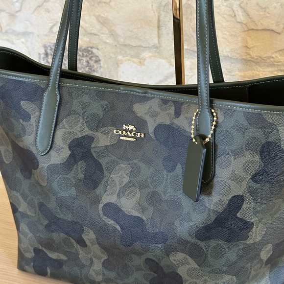 Coach camo - Picture 7 of 15